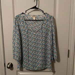 Banana Republic flowy giraffe top
